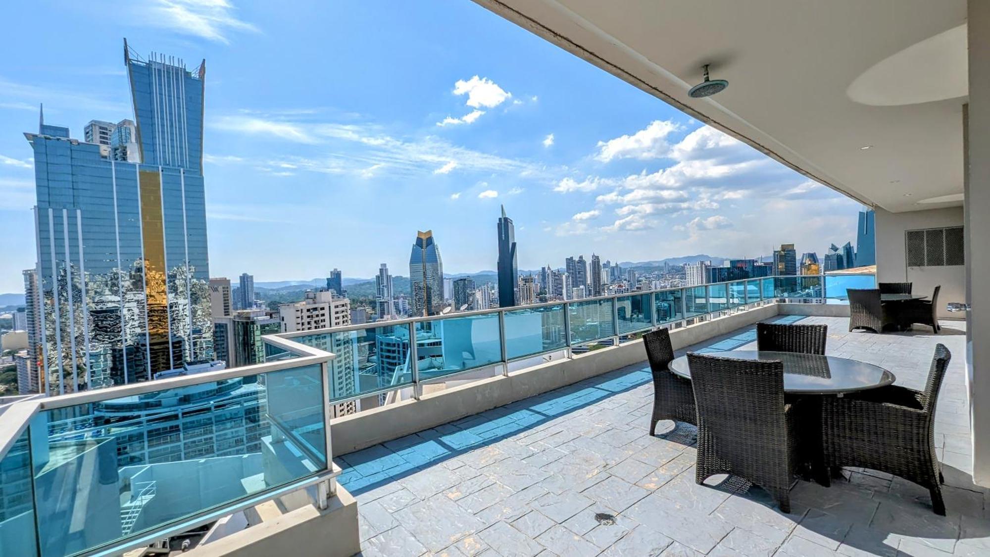 Yc 3602 L Apartamento 2Br En Av Balboa Panamá Esterno foto