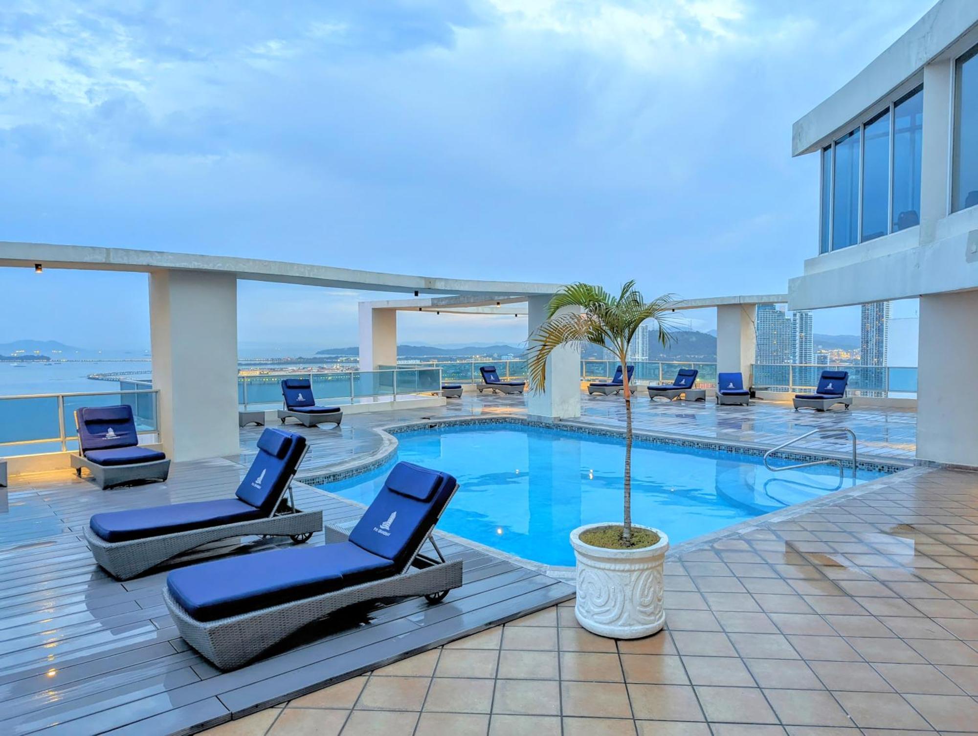 Yc 3602 L Apartamento 2Br En Av Balboa Panamá Esterno foto